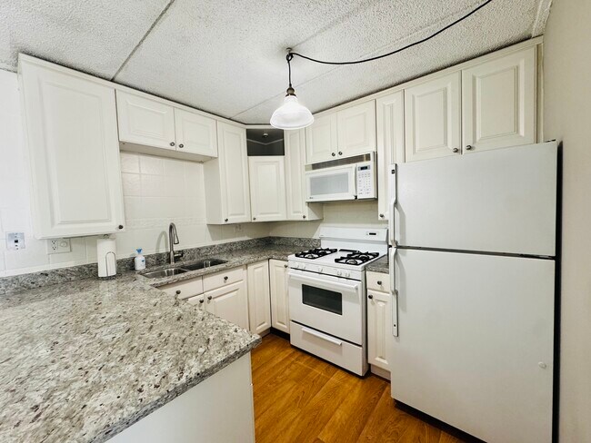 Foto del edificio - 5S070 Pebblewood Ln