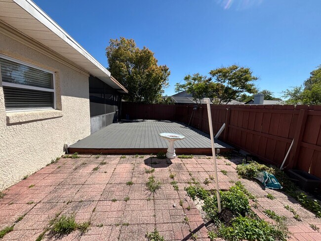 Foto del edificio - 7326 Bramblewood Dr