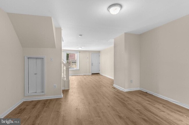 Building Photo - 1426 S 24th St
