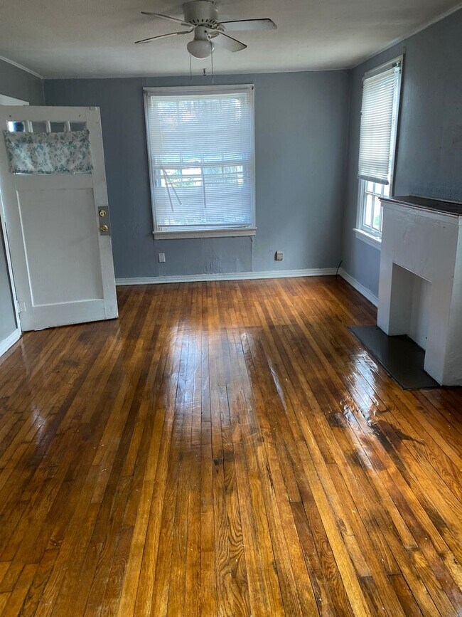 Foto del edificio - 2714 Dupont St