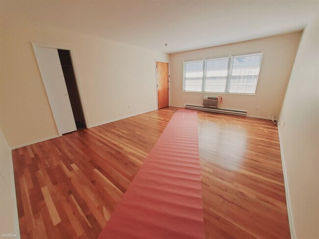 Building Photo - 2 br, 1 bath Condo - 1307 Hope St Unit 5