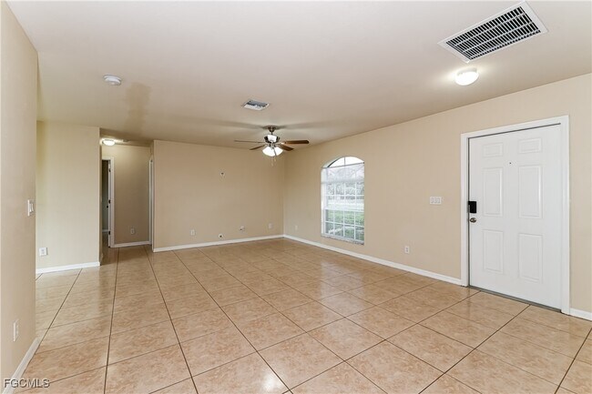 Foto del edificio - 3931 20th St W