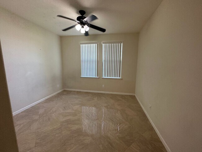 Foto del edificio - Beautiful 4 Bedroom, 3 Bath Mountain House...