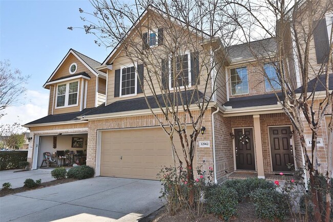 Building Photo - 12962 Iris Garden Ln