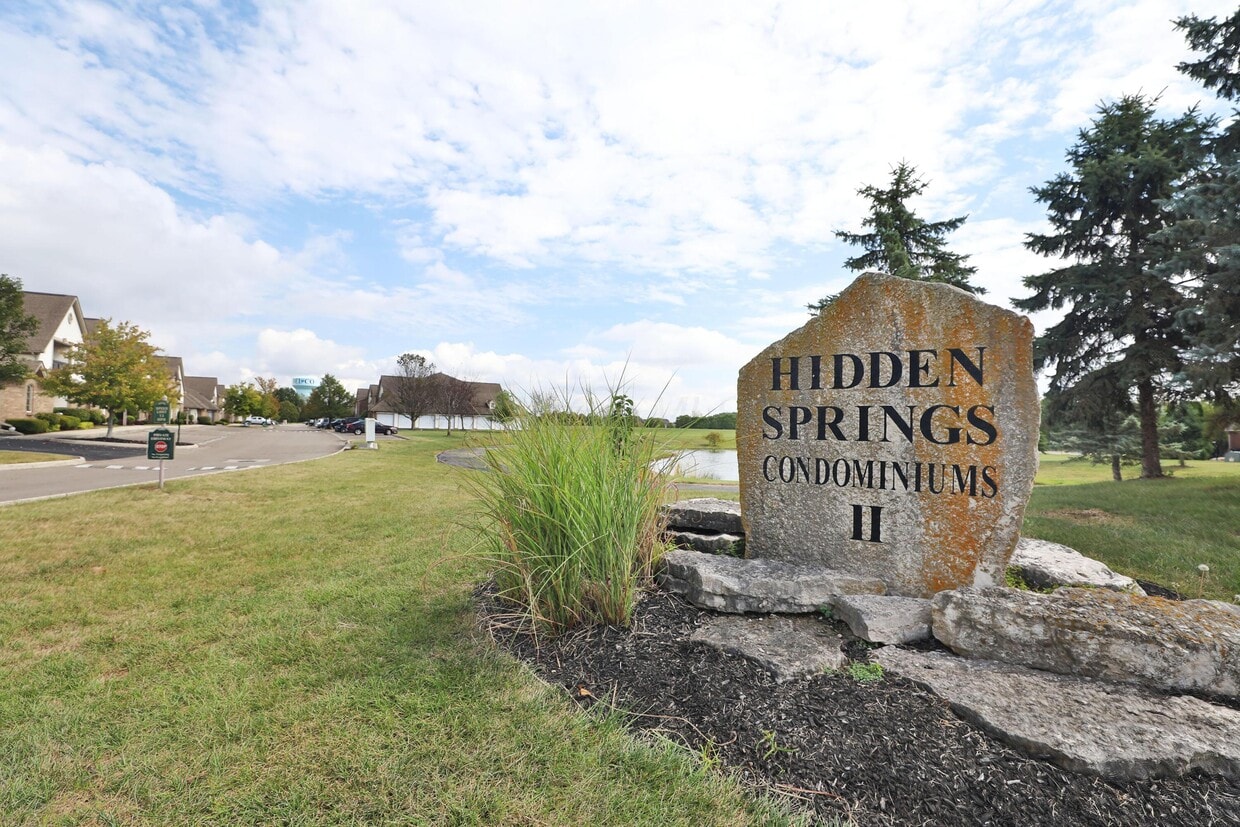 Primary Photo - 763 Hidden Springs Dr