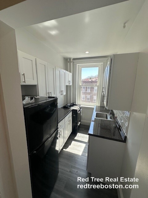 Building Photo - 109 Brainerd Rd