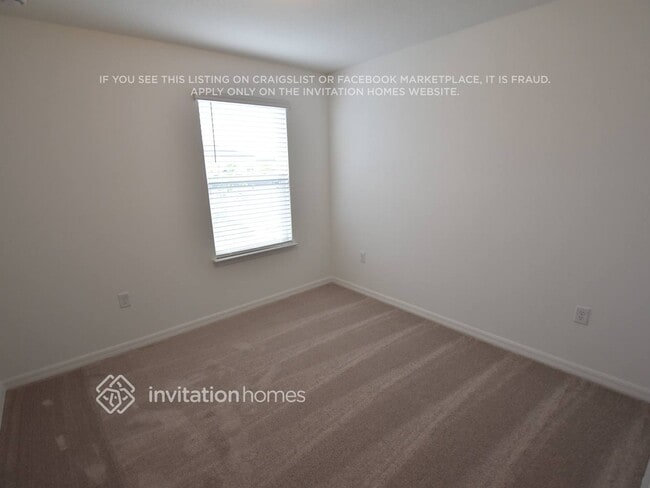 Building Photo - 5817 Sagebrush Aly