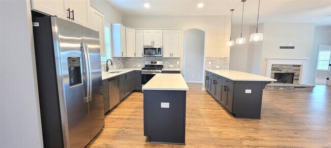 Foto del edificio - 844 Hedgefield Way