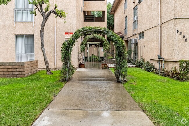 Entrada - Figueroa Gardens