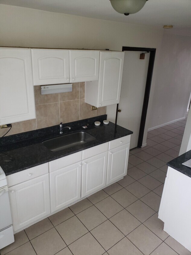 Foto principal - 345 W Hawthorne Cir