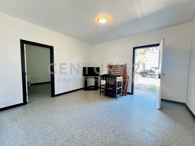 Building Photo - Unique 5/2 with 4 Car Carport in Azle For ...