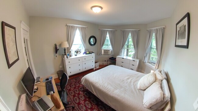 Foto del edificio - 12 Hinckley St