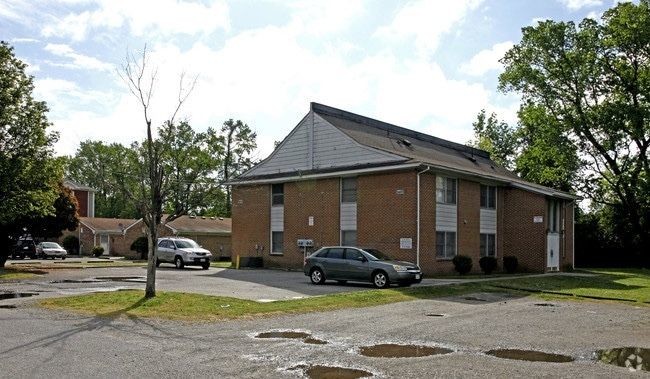 Building Photo - 3605 Gum Dr