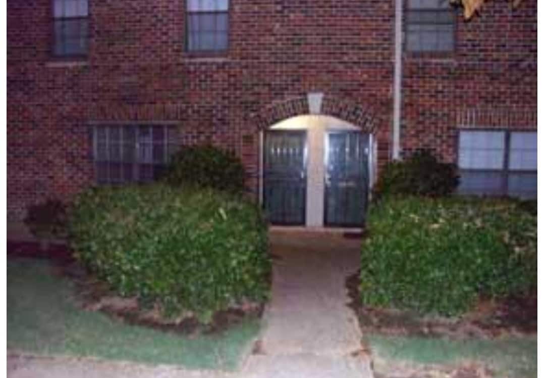 3224 S Mendenhall Rd Unit 3, Memphis, TN 38115 Condo for Rent in Memphis, TN