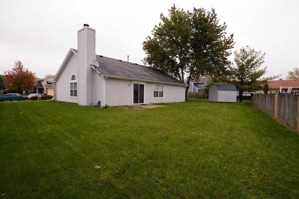 Trasero - 582 Redfox Ct N