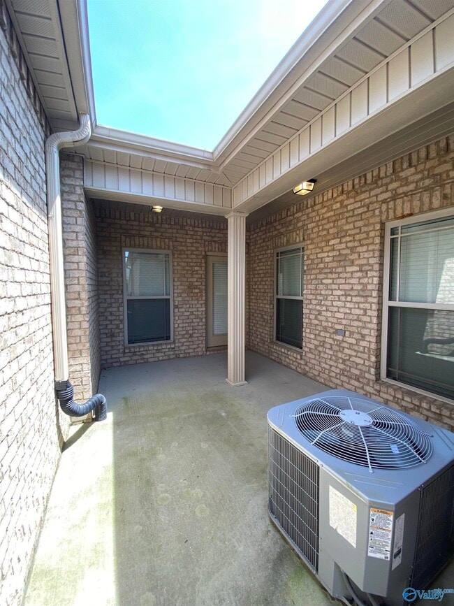 Building Photo - 46 Cypress Point Dr