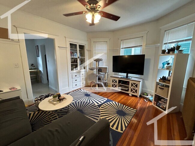 Foto del edificio - Large, 3 bed in Oak Square