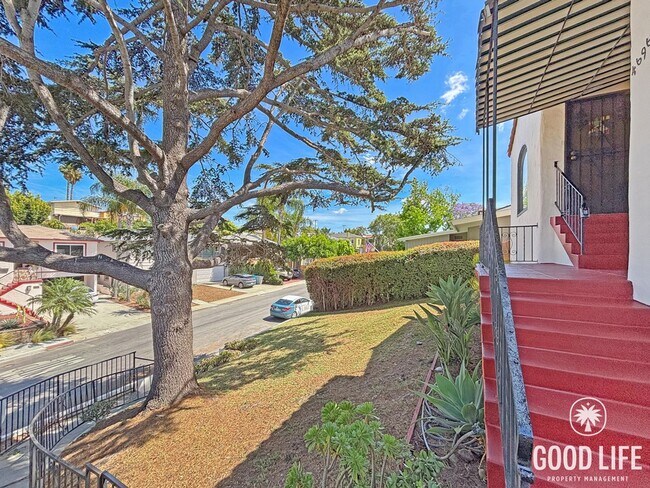 Building Photo - Beautiful 4B/2BA 1930's Spanish Style Home!