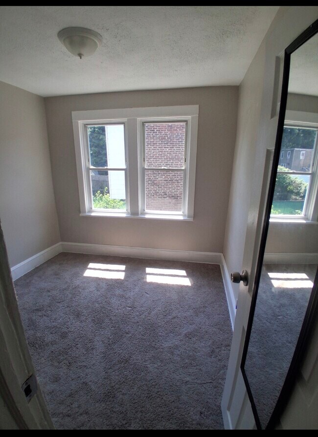 Foto del edificio - 538 Clifton Ave