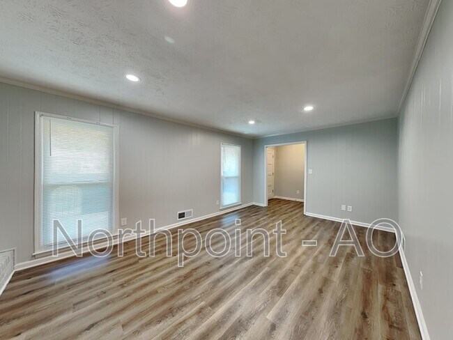 Foto del edificio - 7346 Czar Pl