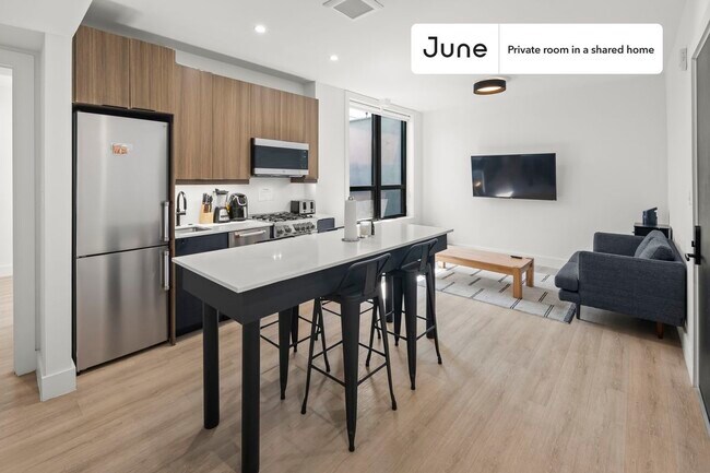 Building Photo - Room in Shared 3 bed/2 bath home in Dupont Circle