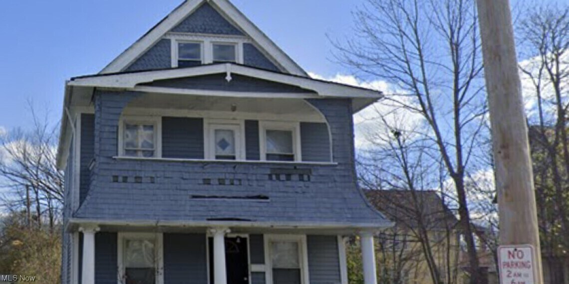 Foto principal - 3053 E 128th St