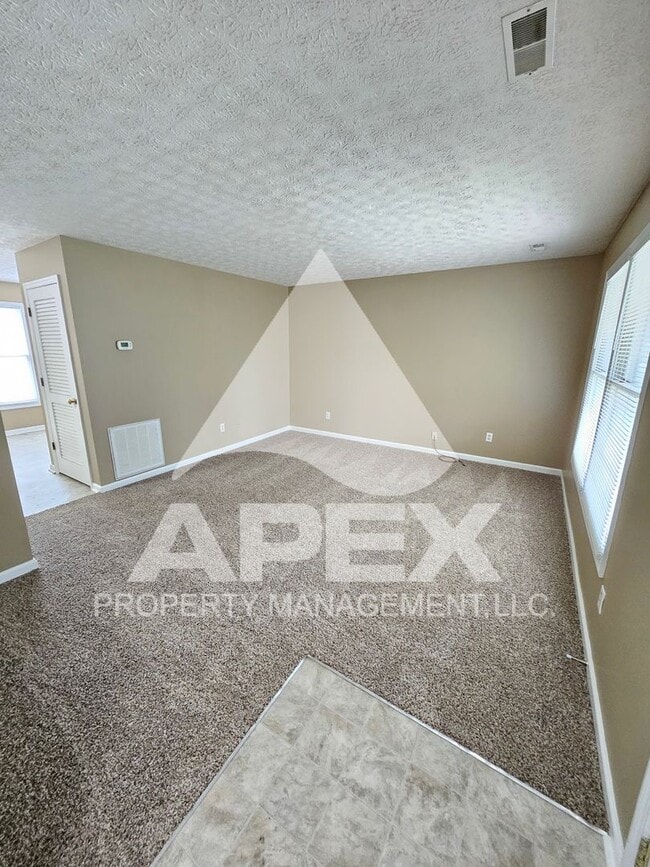 Building Photo - 5216 Bittersweet Rd