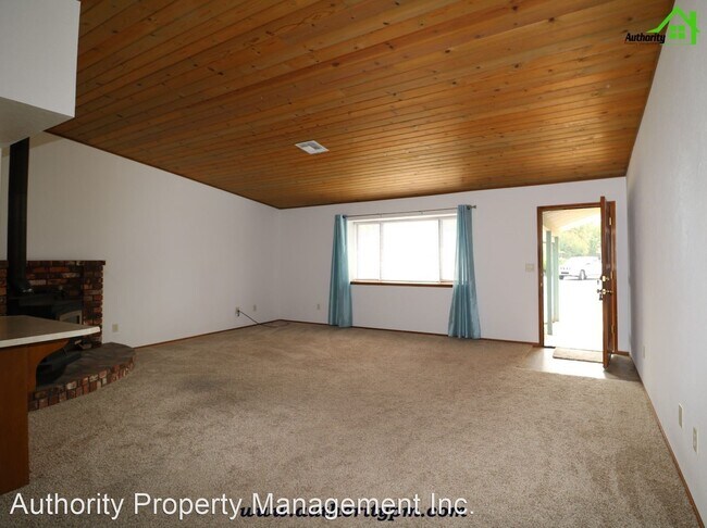 Building Photo - 3 br, 2 bath House - 2156 Jessica Way