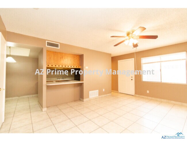 Building Photo - 4265 N 67th Dr