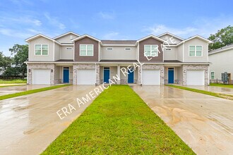 Building Photo - 400 Walters Cir