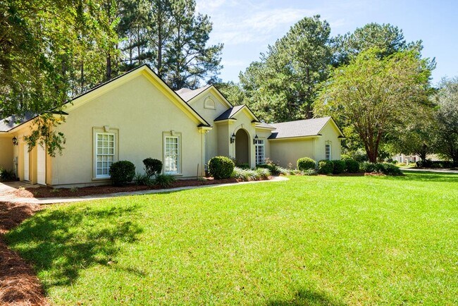 Building Photo - 4610 Ridgeview Cir