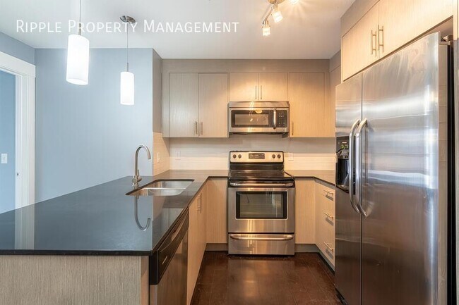 Building Photo - GREAT 2 BEDS/ 2 BATHS CONDO IN THE COMMUNITY OF SKYVIEW