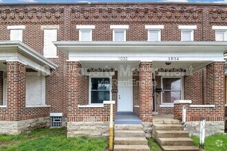 Building Photo - 1032 S Ohio Ave