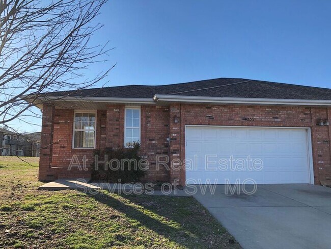 Foto del edificio - 4339 S Farm Rd 125