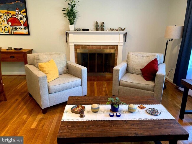 Foto del edificio - 6624 Sulky Ln