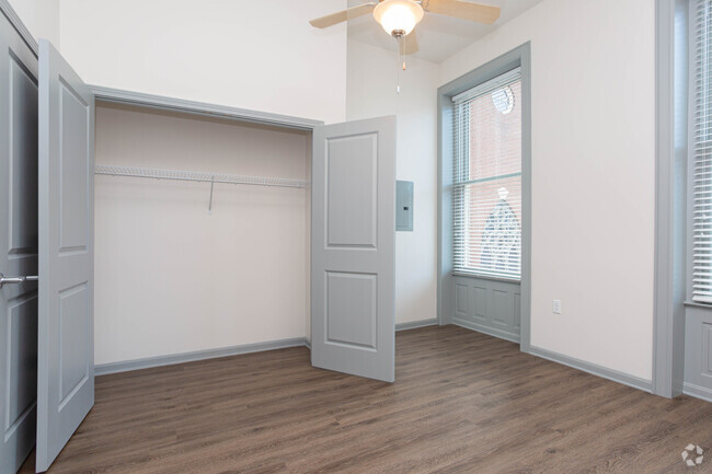 1BR, 1BA - 600 SF - Bedroom - The Friary