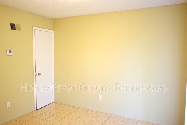 Foto del edificio - 3433 Barbwood Dr