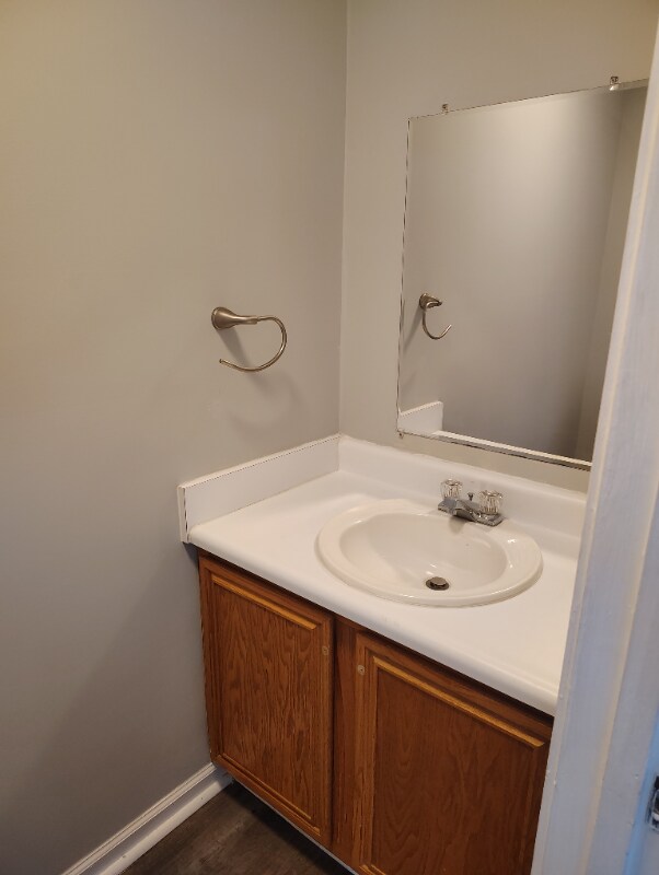 Building Photo - 15 Ferguson Dr