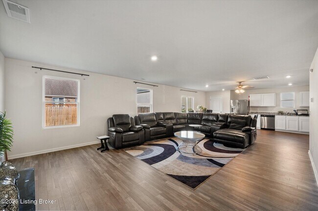 Foto del edificio - 268 Cupp Cir