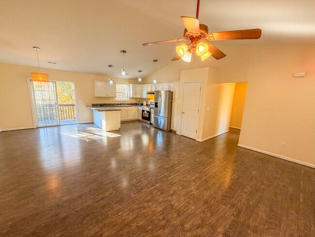 Foto del edificio - 116 Whipple Ln