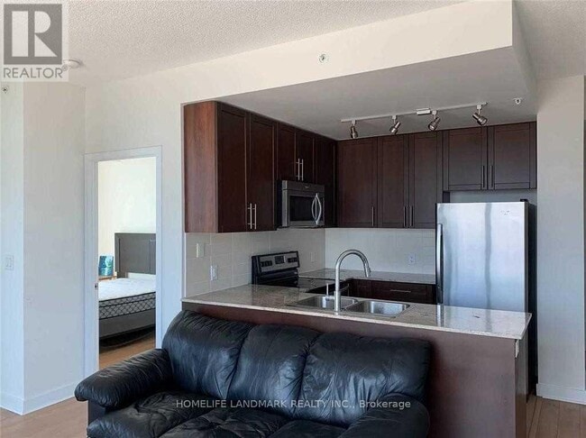 Building Photo - 3985 Grand Park Dr