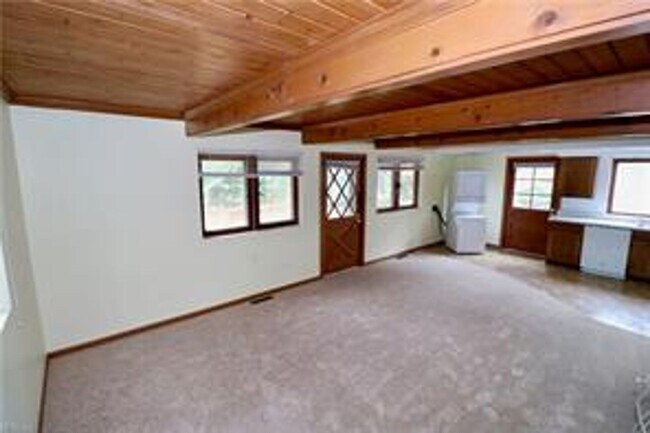 Foto del edificio - North End Beach Cottage 2 Bedroom 1 Bath