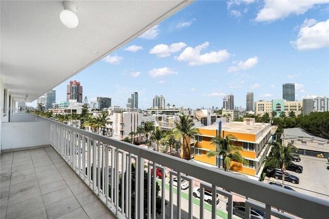 Building Photo - 401 Ocean Dr