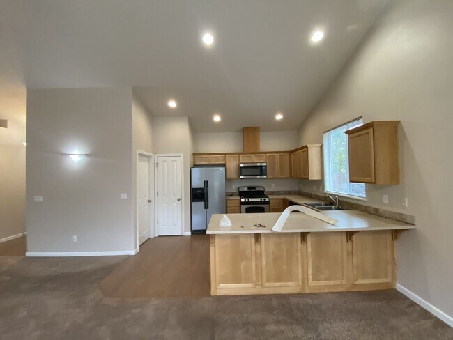 Foto del edificio - 1102 Breckenridge Dr