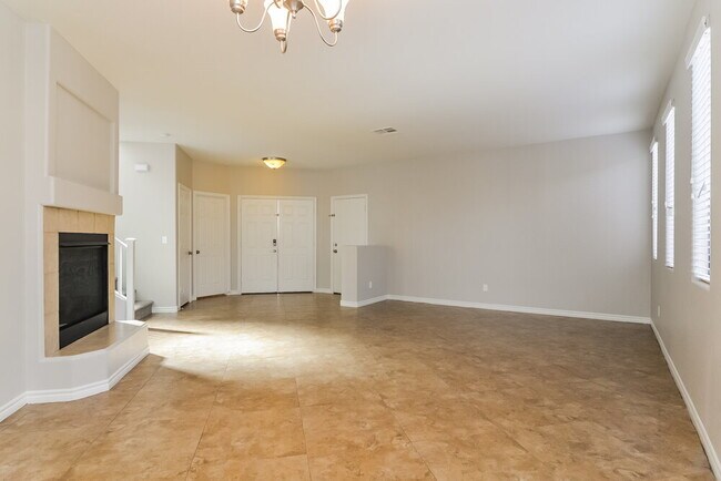 Building Photo - 649 Summit Valley Ln