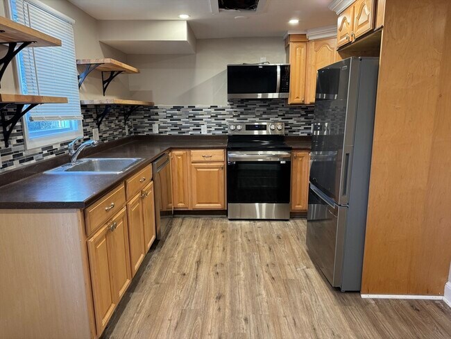 Foto del edificio - 66 Gardner St