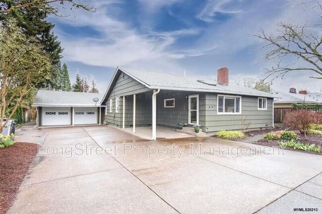 Building Photo - 3610 SW Oetjen Ave