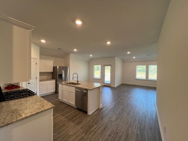 Building Photo - 7759 Joe Lynn Trails