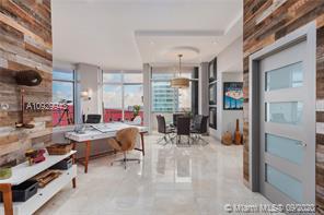 Building Photo - 1581 Brickell Ave