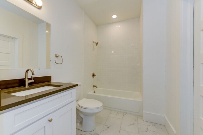 Foto del edificio - 1116 13th St